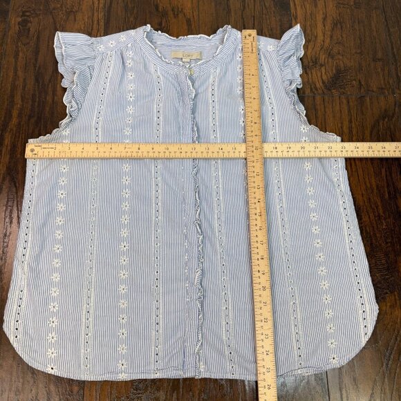 LOFT Top XL Blue White Striped Eyelet Embroidered Flutter Sleeve Button-Front - Picture 7 of 11